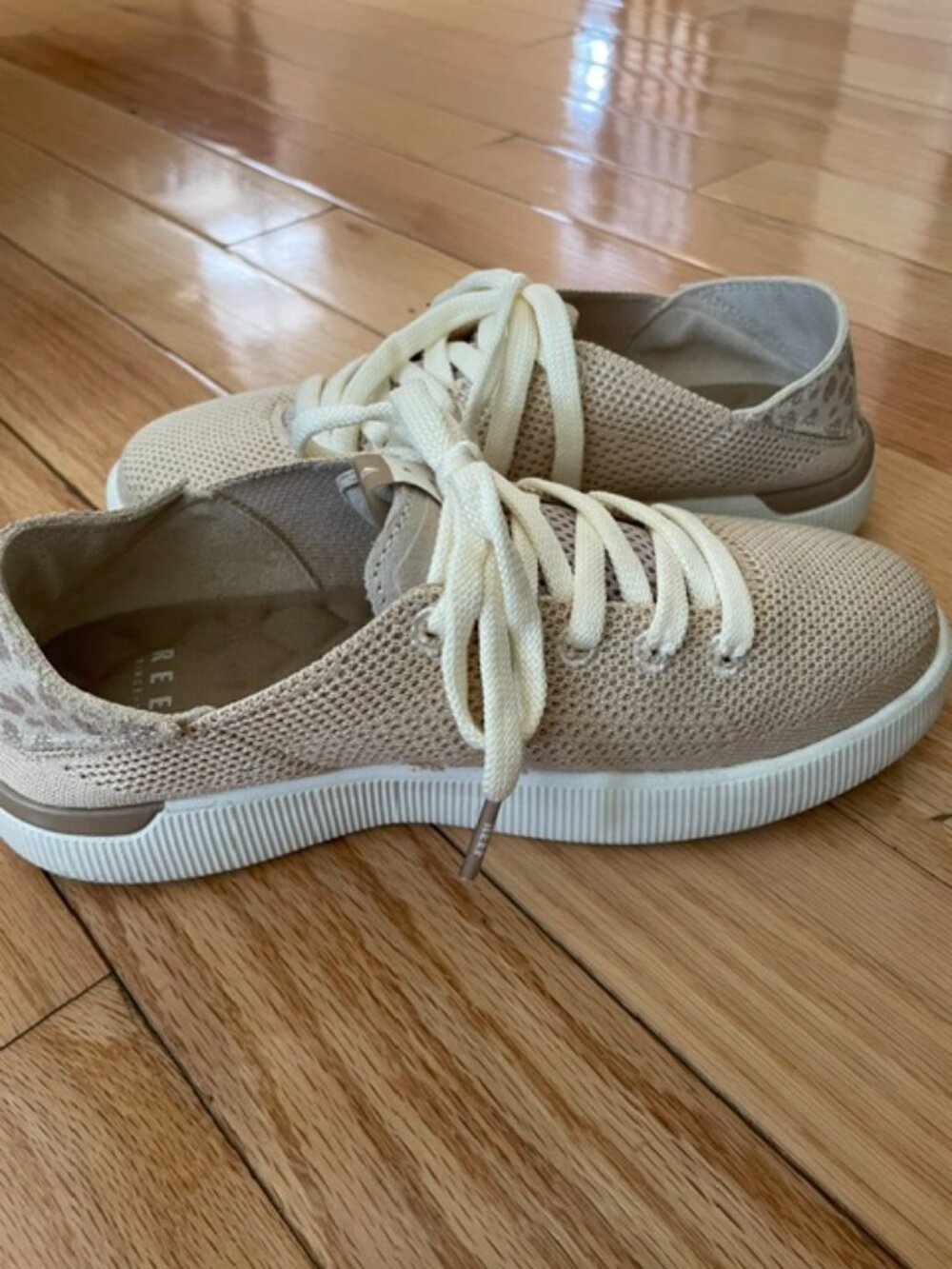 Reef Women's Knit Lace-Up Sneakers - Picture 4 of 4